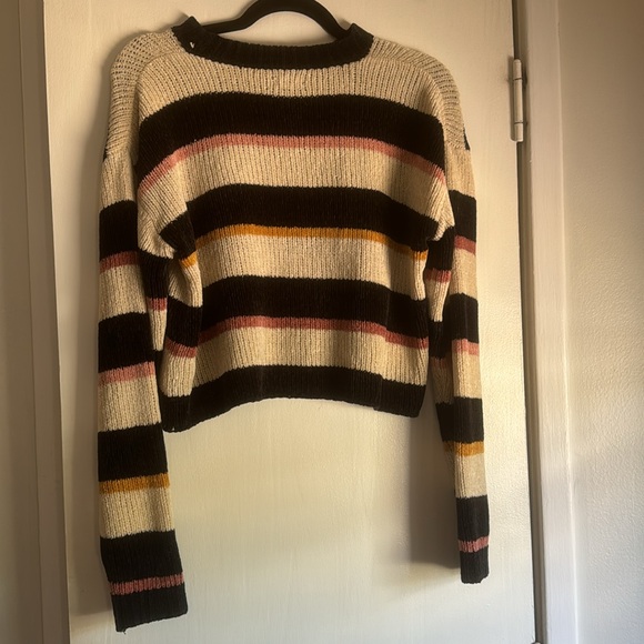 XS Volcom Cropped Striped Sweater - Picture 5 of 5